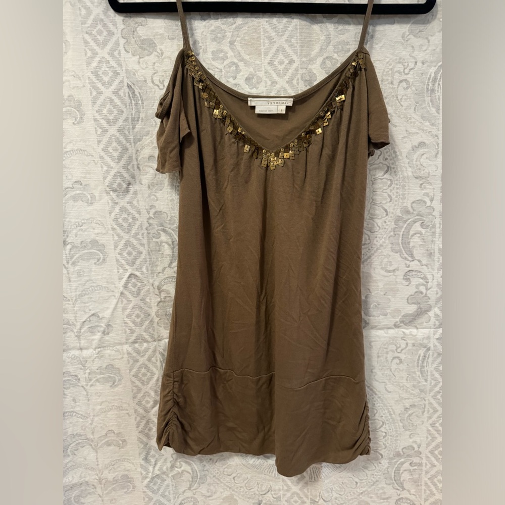 ITEM# 1021 - Brown Cold Shoulder Tank Top Small